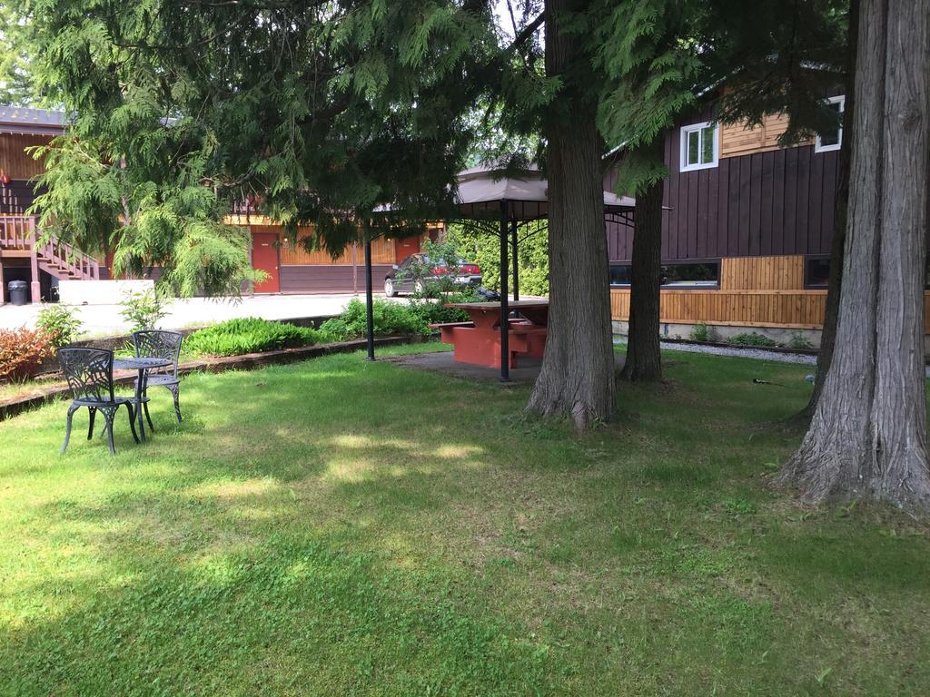 טראס Copper River Motel מראה חיצוני תמונה