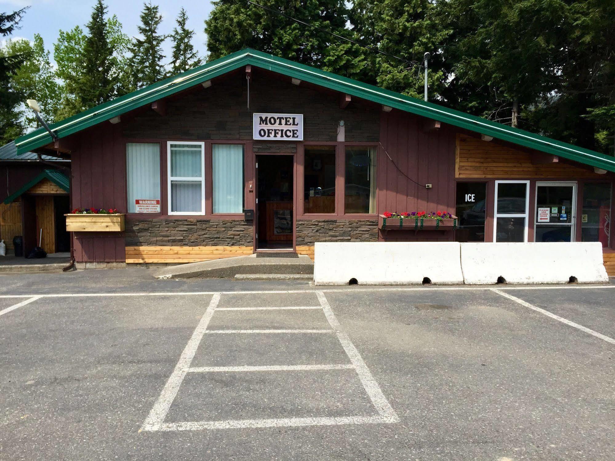 טראס Copper River Motel מראה חיצוני תמונה