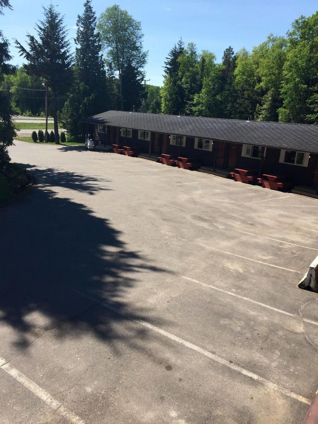 טראס Copper River Motel מראה חיצוני תמונה