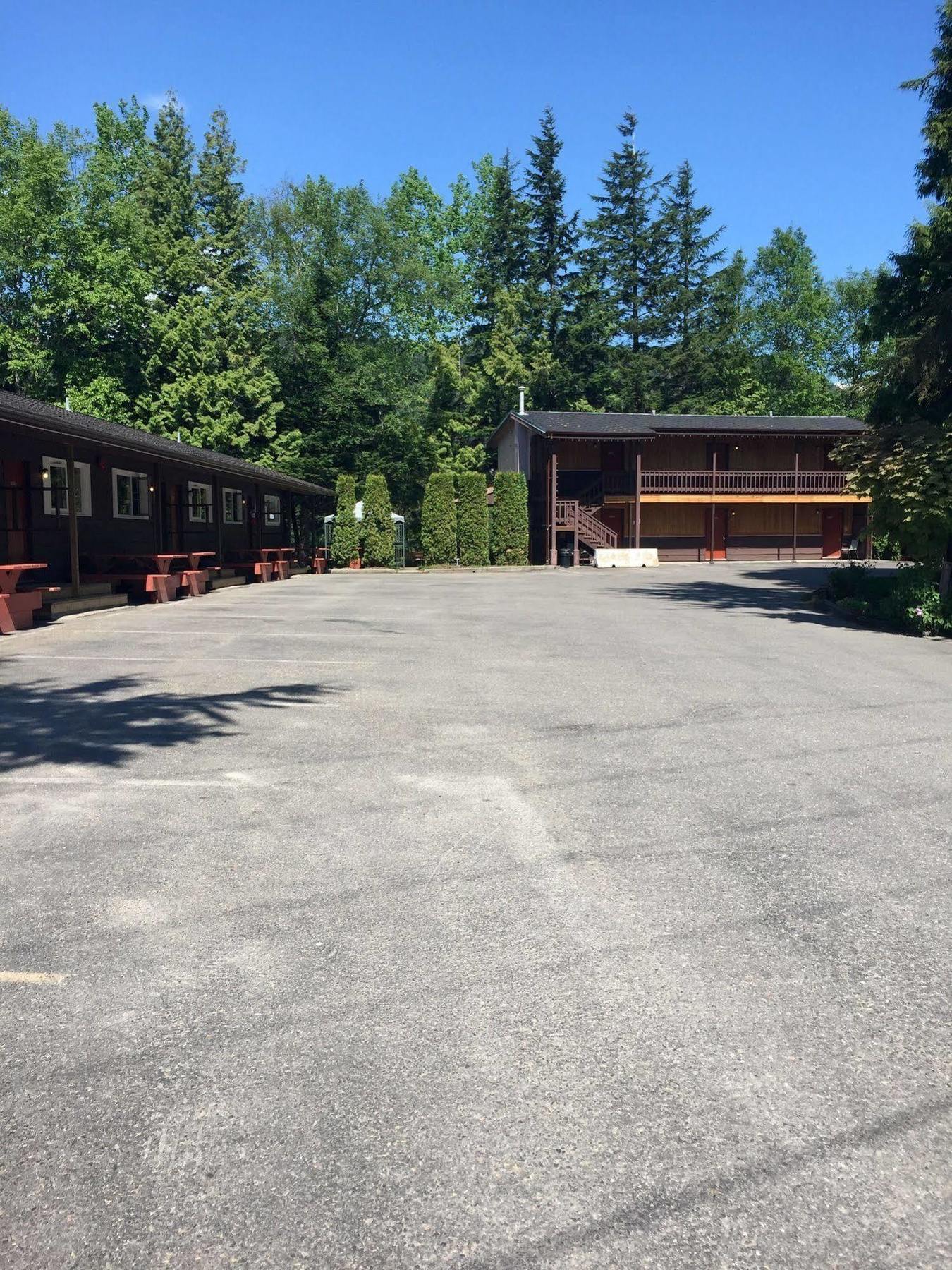 טראס Copper River Motel מראה חיצוני תמונה